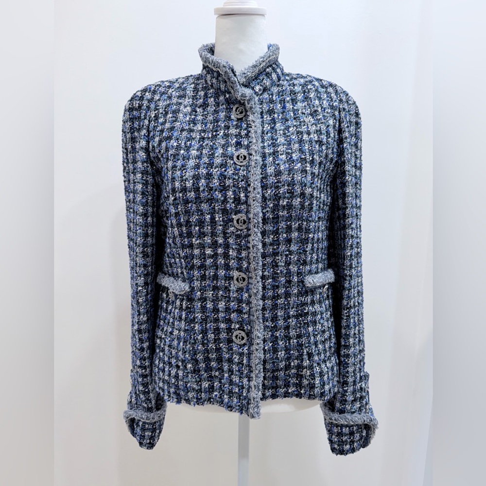 CHANEL 2020 Blue Fantasy Tweed Jacket Blazer FR 38 US 6 - Silk Lined CC Buttons